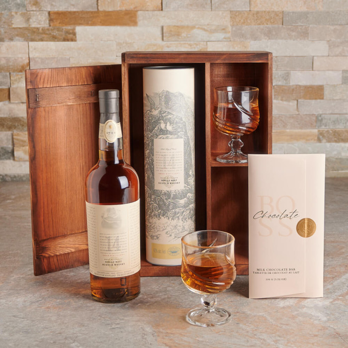 Set of cocktails and boxes – Château de Cognac