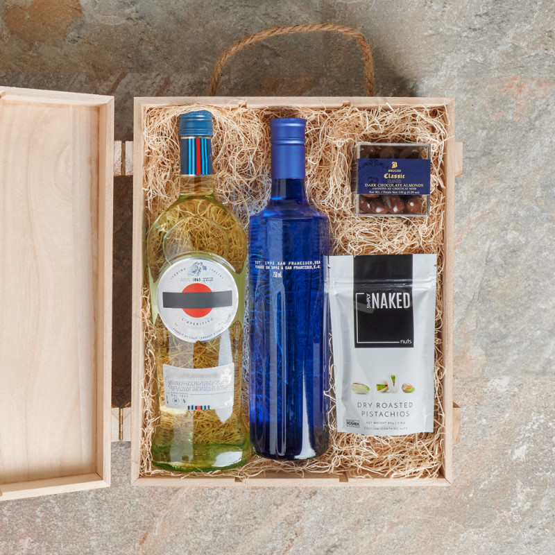 Send Tempting Tanqueray Gin Gift Basket Online!