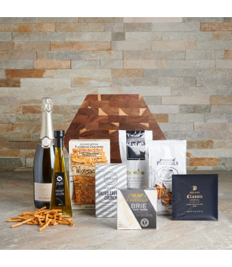 The Perfect Weekend Gift Set, gift baskets, baskets, wine gift baskets, sparkling wine, pretzels, crackers, cheese, brie, chocolate, pistachio, nuts, dark chocolate, gift USA