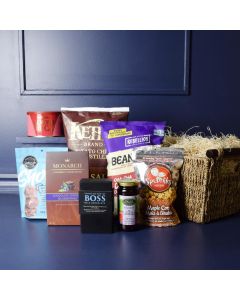 Deluxe Basket of Kosher Snacks