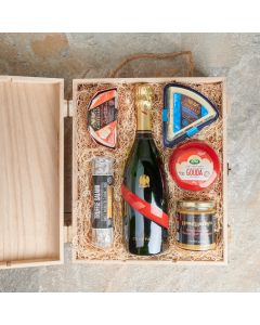 The Rosemere Snack Basket, Champagne Gift Baskets, Champagne Gift Crates, Gourmet Gift Baskets, Gourmet Gift Crates, Cheese Gift Baskets, Canada Delivery