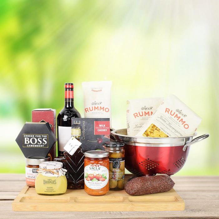Taste of Italy Wine & Pasta Gift Basket HAZELTON'S USA