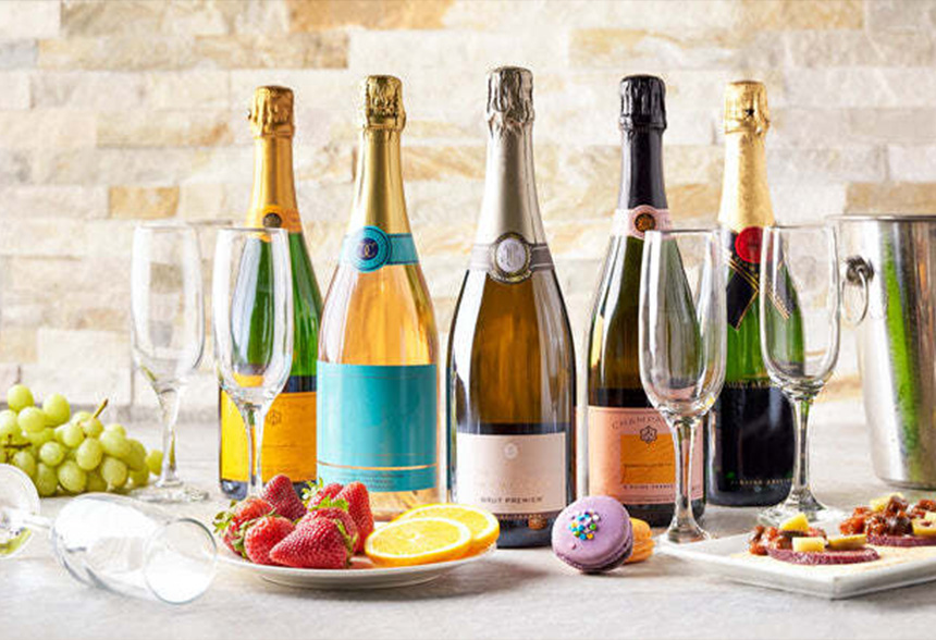 CHAMPAGNE GIFT BASKETS